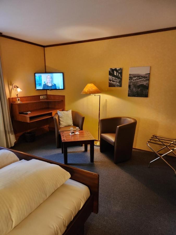 שומרהאוזן Hotel & Restaurant Sonnenhoefle מראה חיצוני תמונה