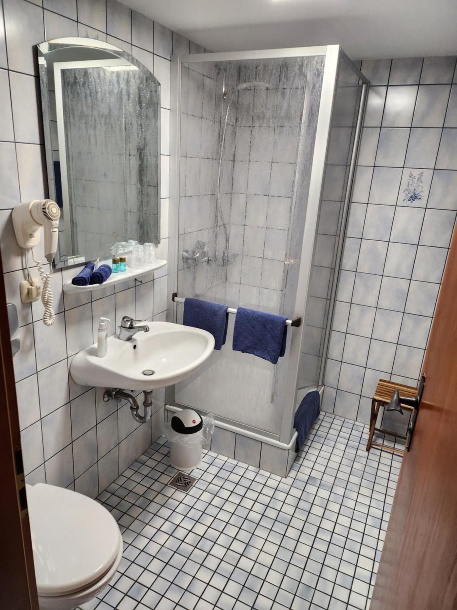שומרהאוזן Hotel & Restaurant Sonnenhoefle מראה חיצוני תמונה